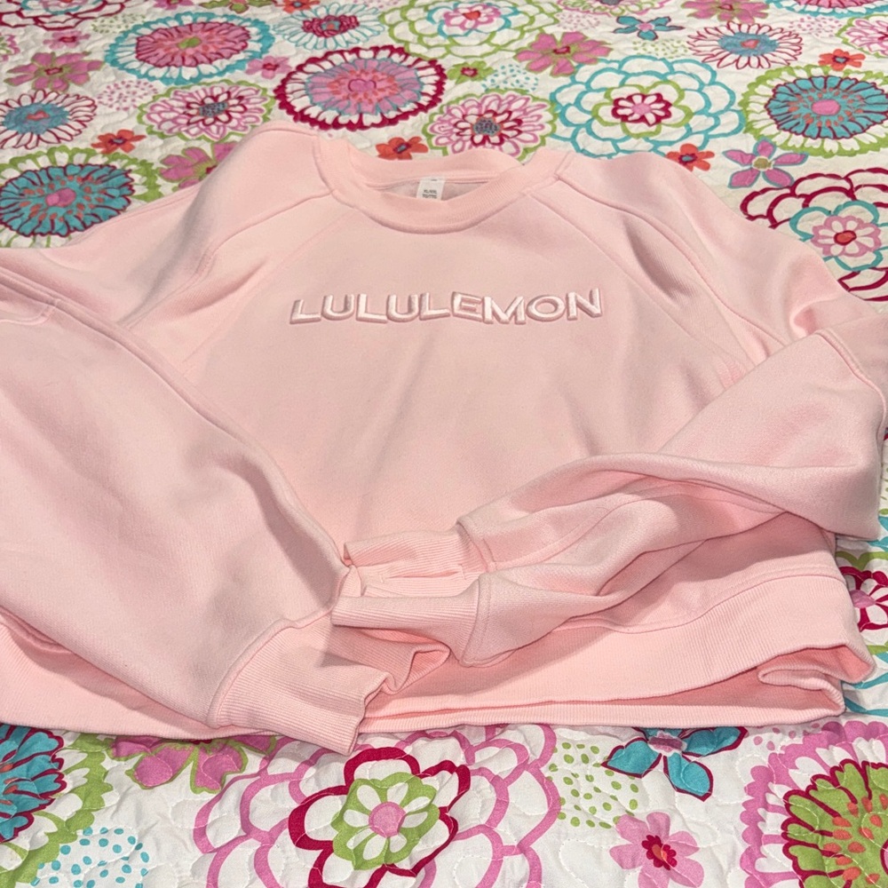 Lululemon Pink oversized cropped Scuba Pullover